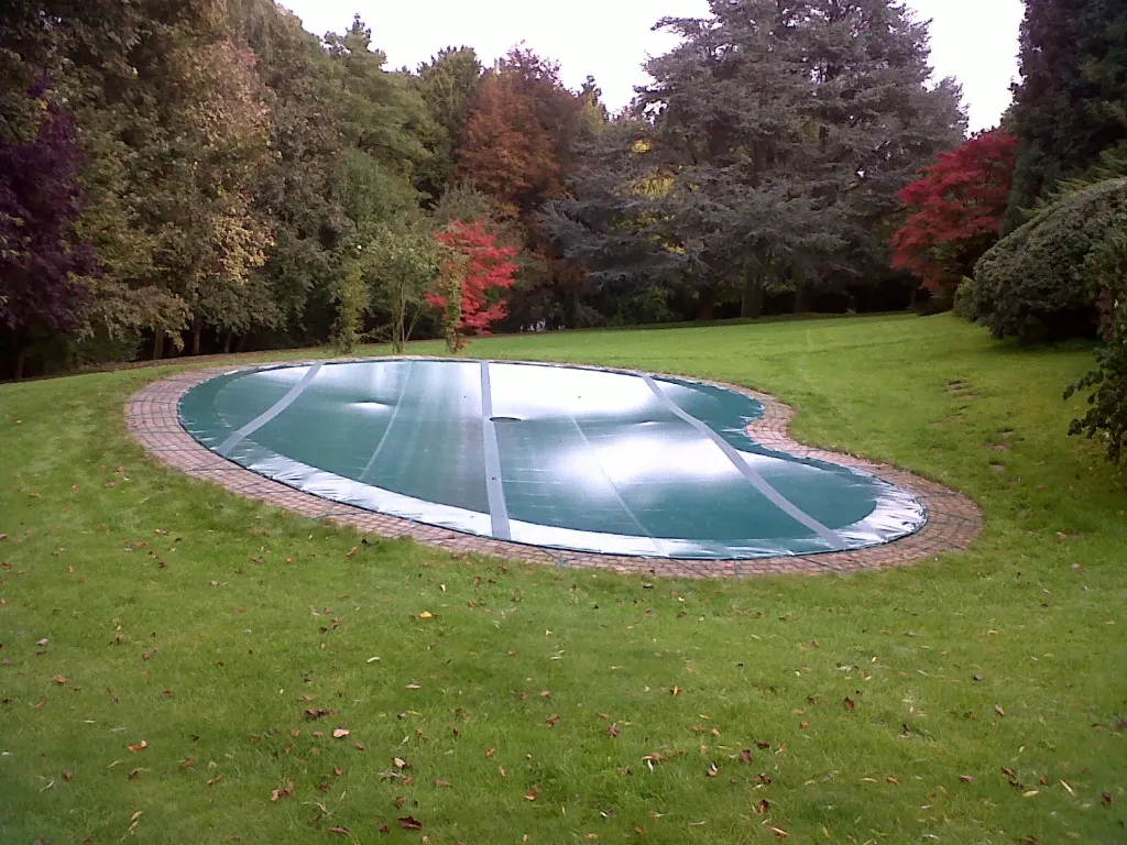 Couverture d'hiver opaque à centre poreux (sans fixation)